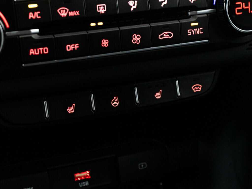 Б/У Киа Сид 2021 года. Фото: #16