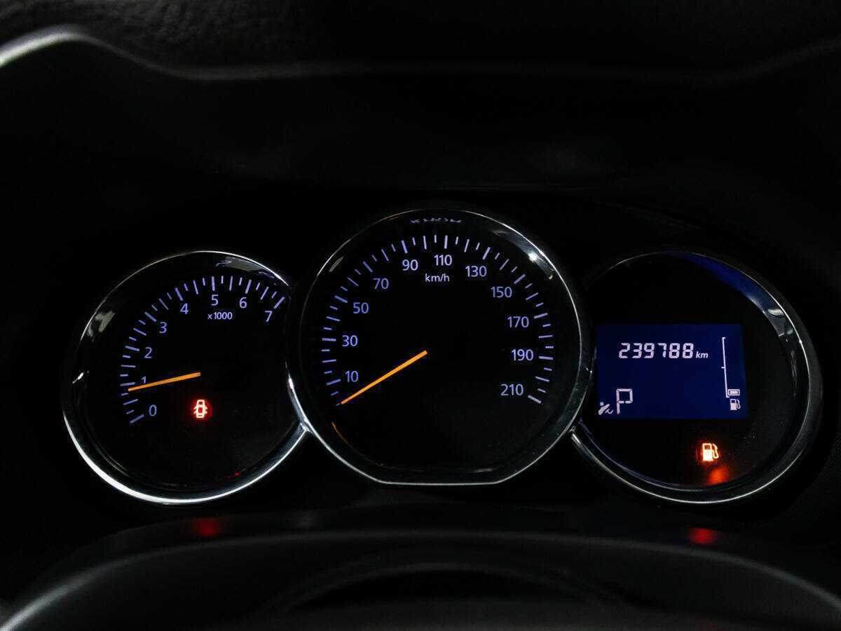 Б/У Рено Дастер 2018 года. Фото: #11