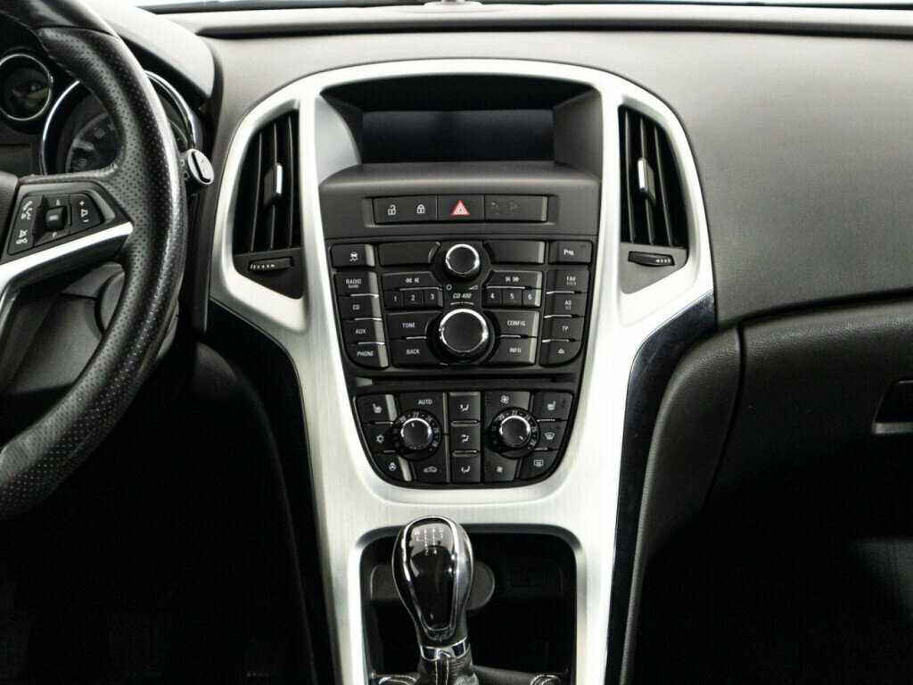 Б/У Опель Астра 2012 года. Фото: #13