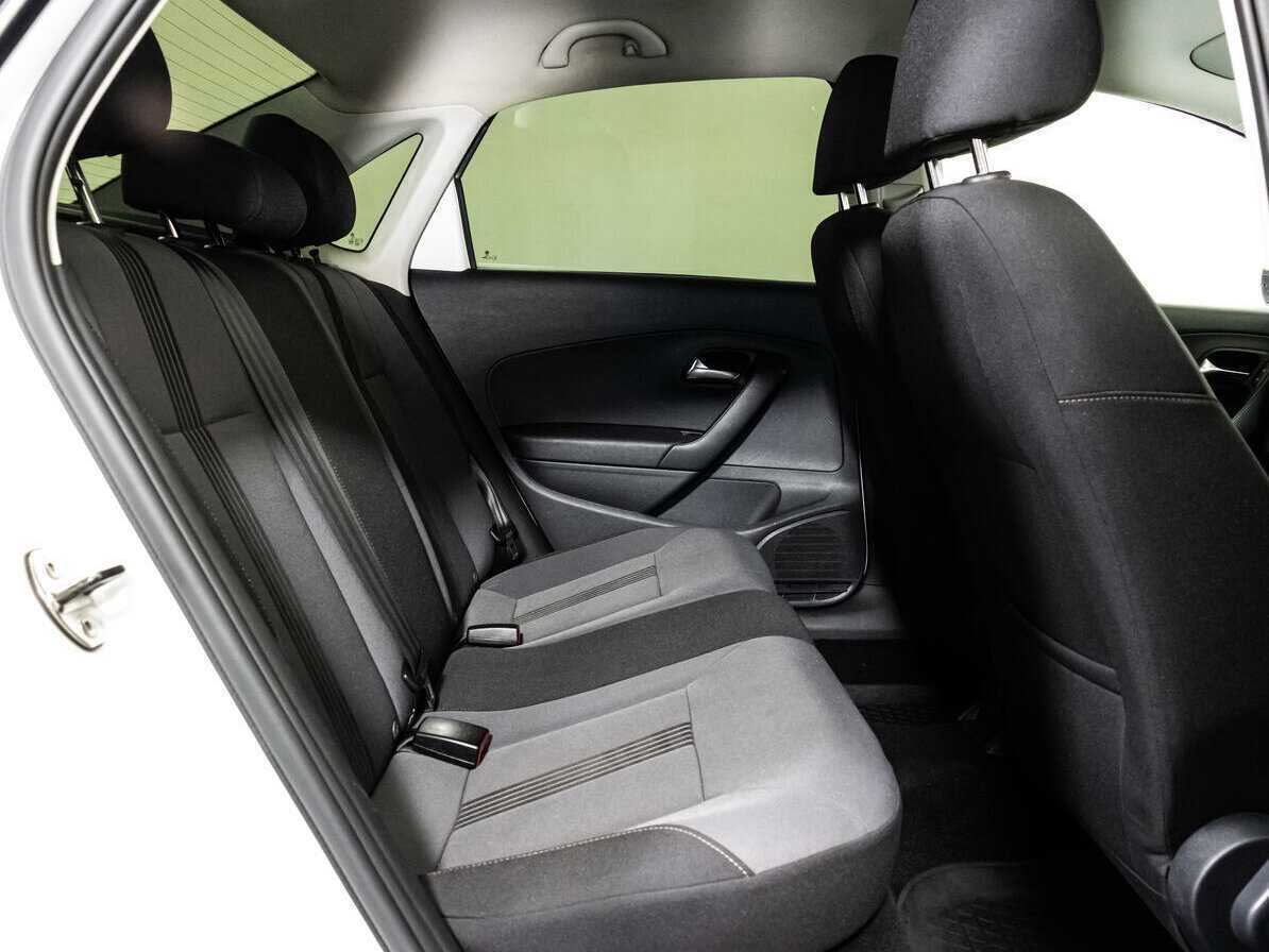 Б/У Фольксваген Поло 2016 года. Фото: #12