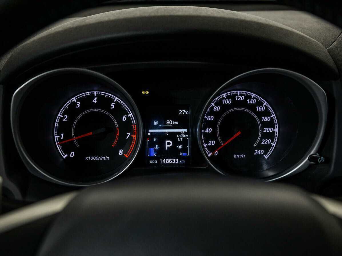 Б/У Митсубиши АС-Икс 2012 года. Фото: #11