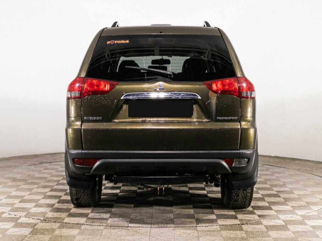 Б/У Митсубиши Паджеро Спорт 2014 года. Фото: #5