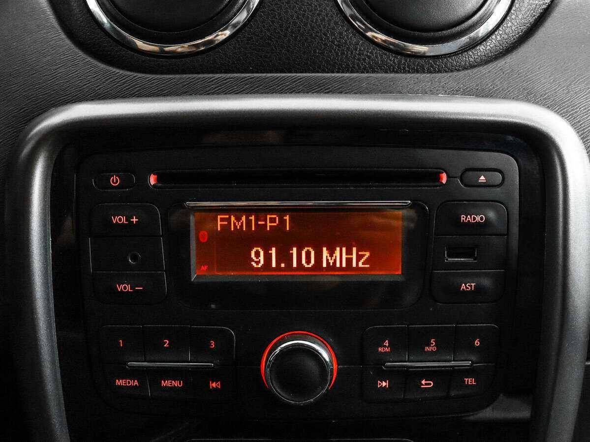 Renault Duster 2013 года с пробегом. Фото: #12