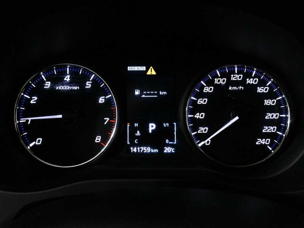 Б/У Митсубиши Оутлэндер 2018 года. Фото: #11