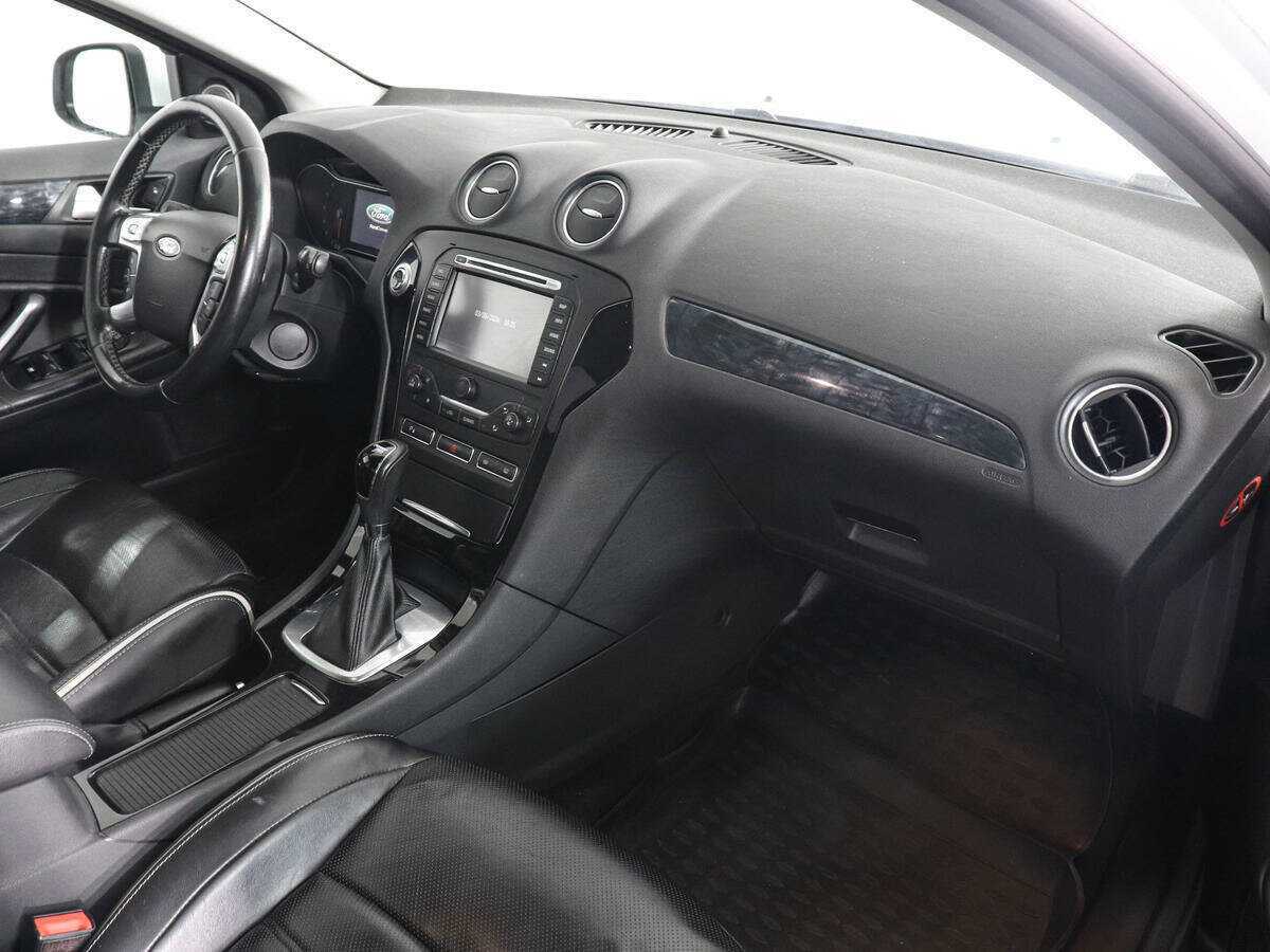 Ford Mondeo 2013 года с пробегом. Фото: #5