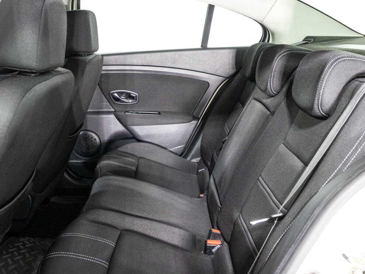 Renault Fluence 2013 года с пробегом. Фото: #9