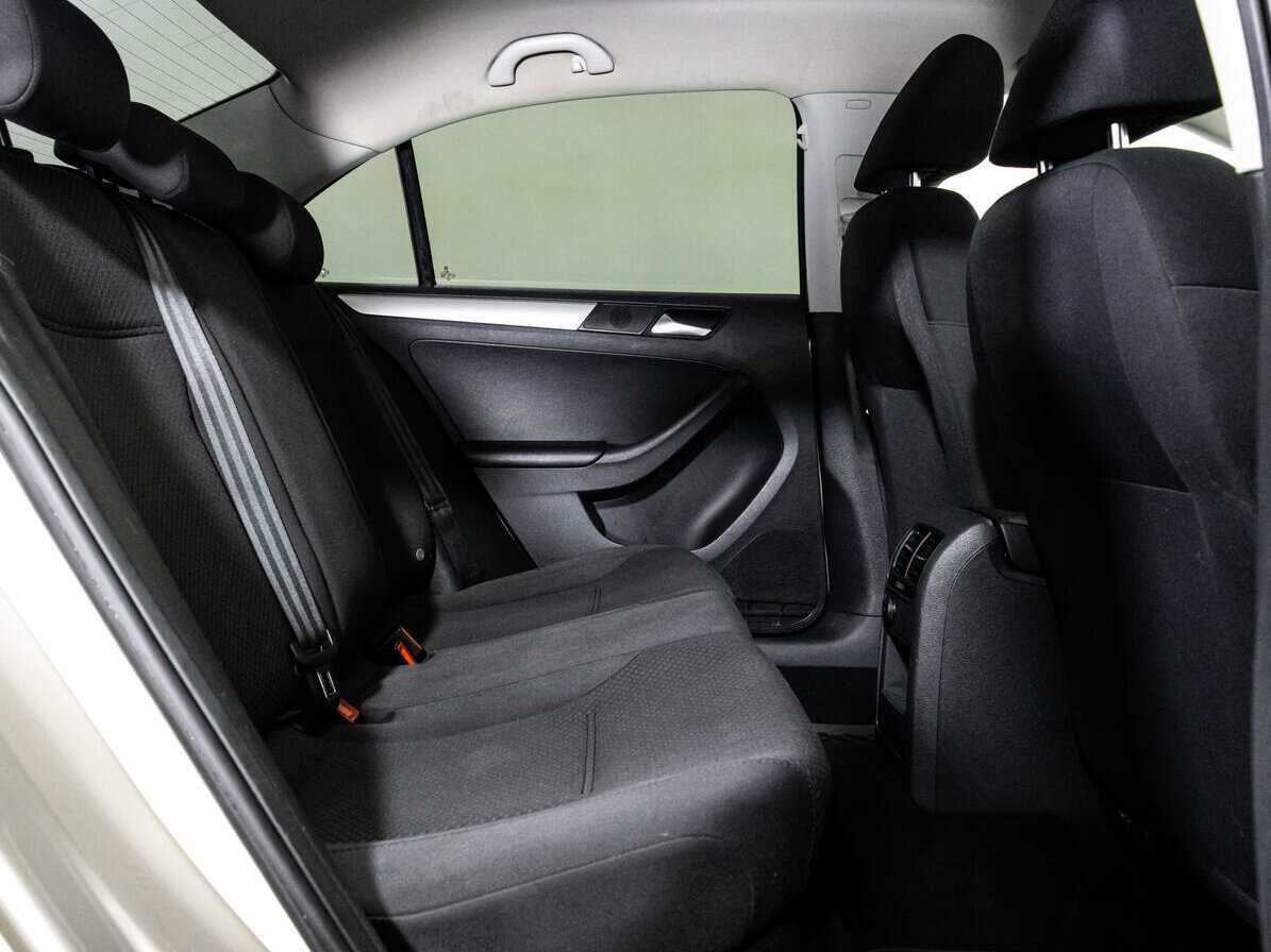 Б/У Фольксваген Джетта 2012 года. Фото: #11