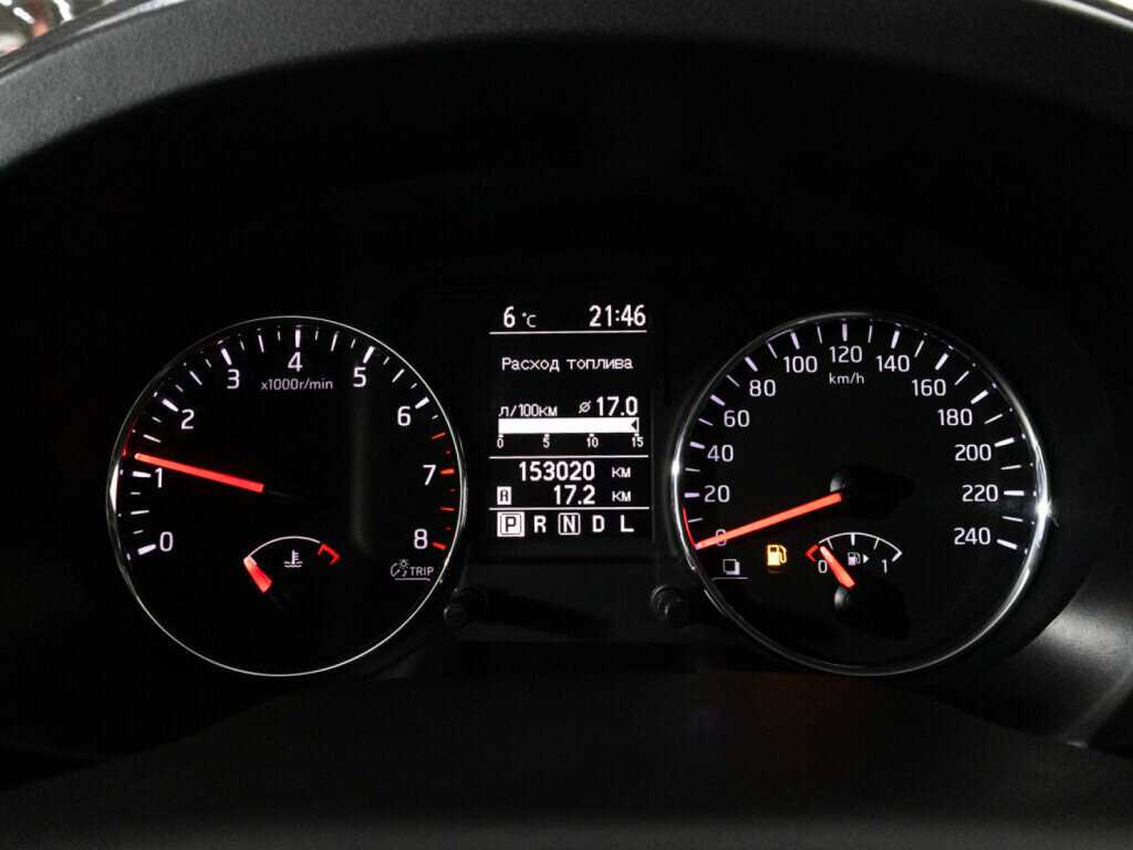 Б/У Ниссан Икс-Трейл 2013 года. Фото: #11