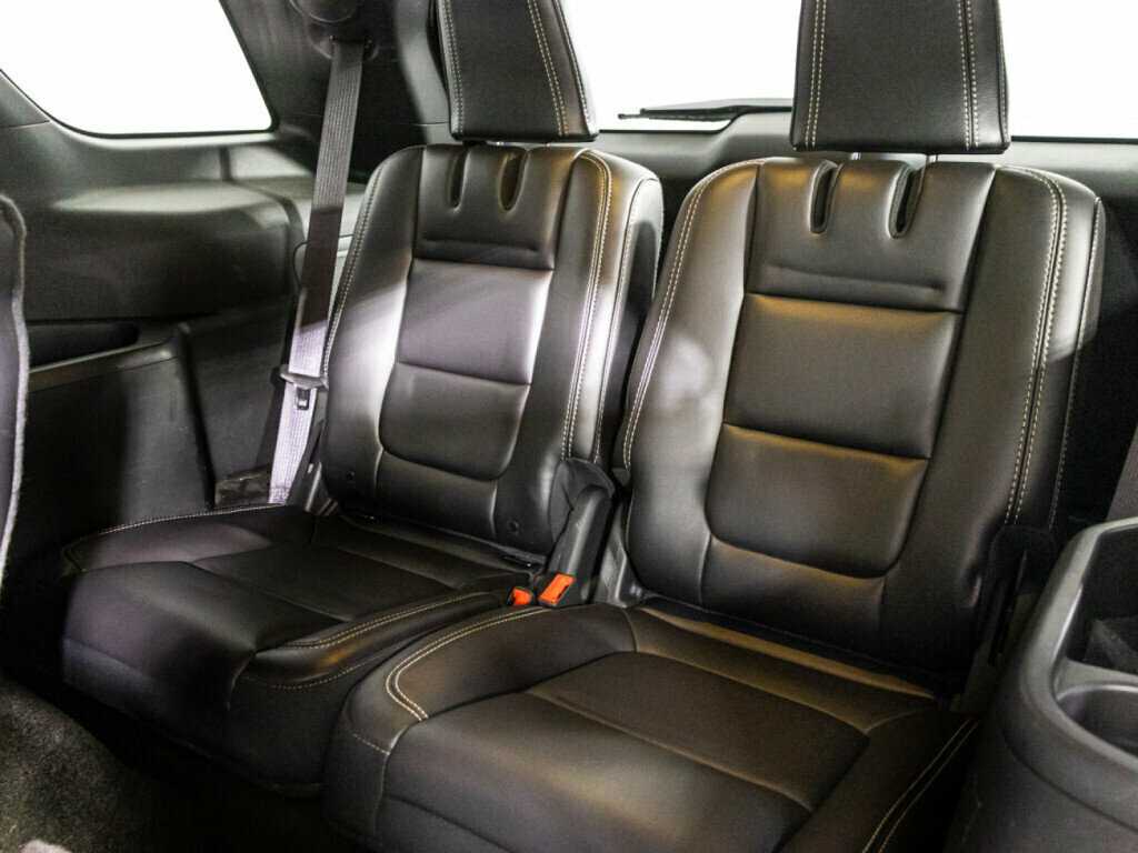 Ford Explorer 2013 года с пробегом. Фото: #15