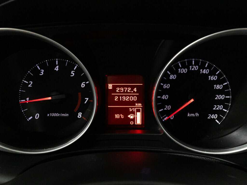 Б/У Митсубиши АС-Икс 2013 года. Фото: #11