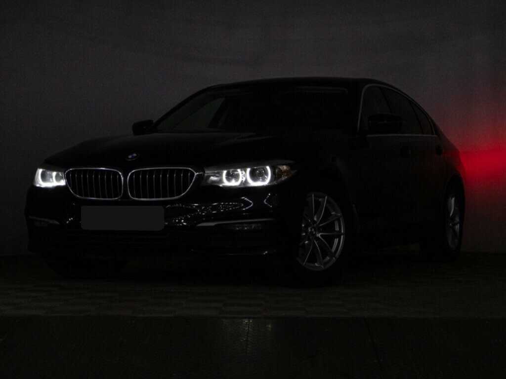 BMW 5 серии 2018 года с пробегом. Фото: #16