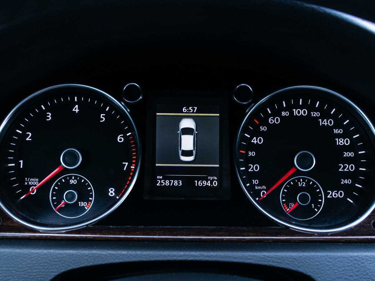 Б/У Фольксваген Пассат 2012 года. Фото: #11