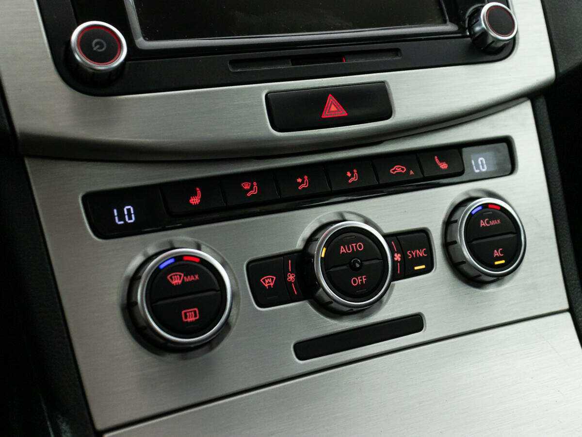 Б/У Фольксваген Пассат 2012 года. Фото: #15