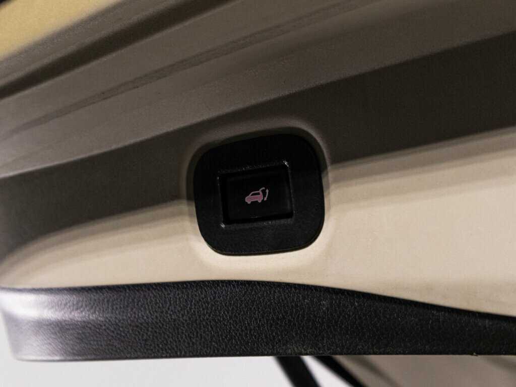 Б/У Ниссан Икс-Трейл 2018 года. Фото: #14