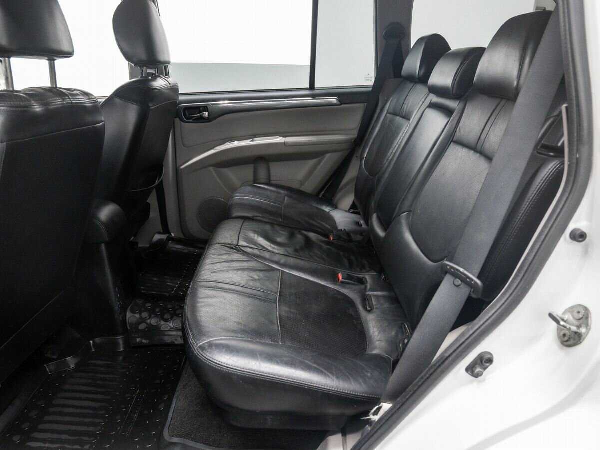 Б/У Митсубиши Паджеро Спорт 2014 года. Фото: #11