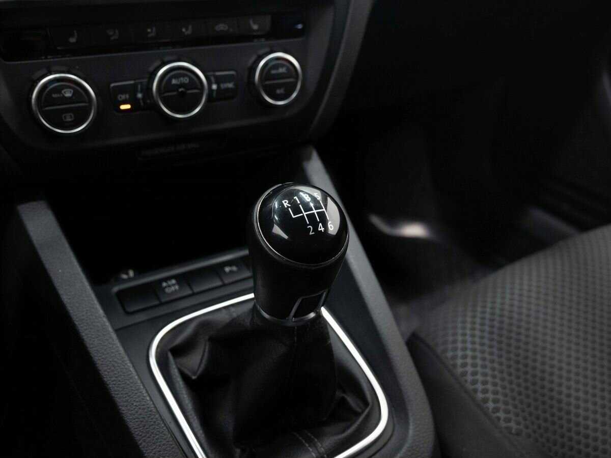 Б/У Фольксваген Джетта 2014 года. Фото: #16