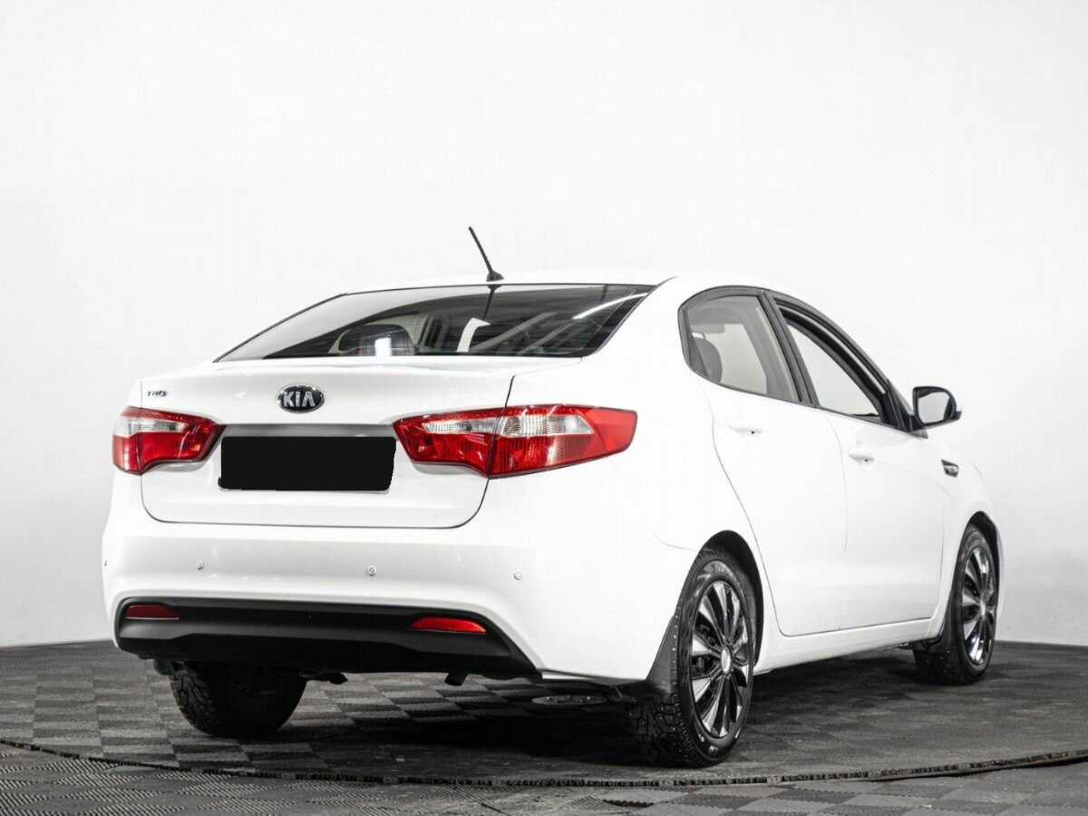 Б/У Киа Рио 2013 года. Фото: #3