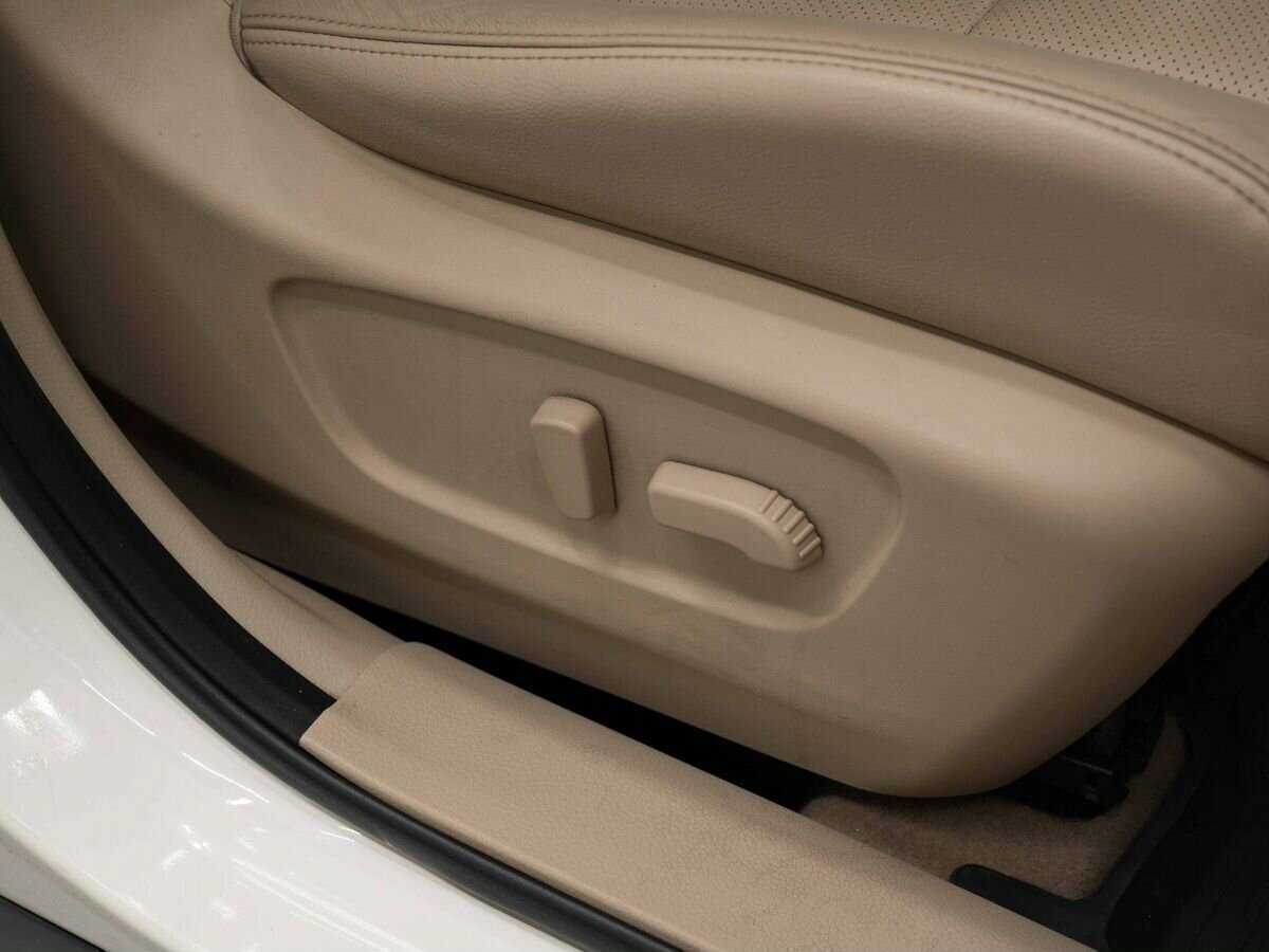 Б/У Ниссан Икс-Трейл 2016 года. Фото: #14