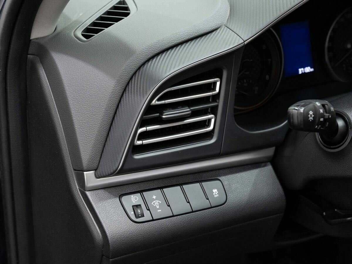 Б/У Хендай Елантра 2020 года. Фото: #19