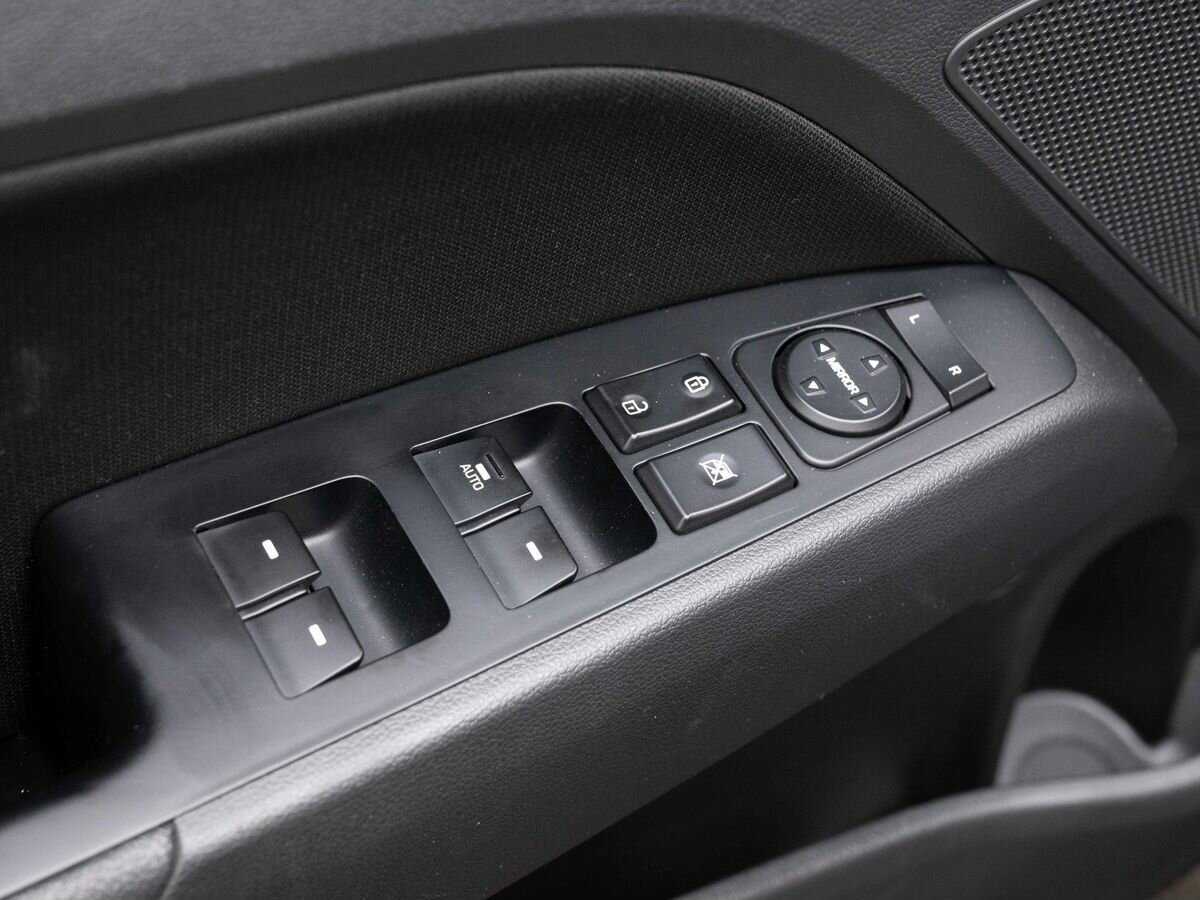 Б/У Хендай Елантра 2020 года. Фото: #20