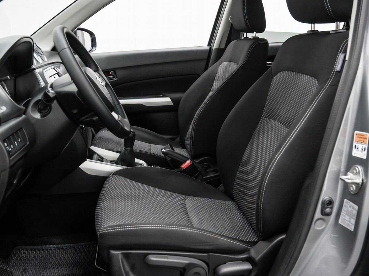 Б/У Сузуки Витара 2015 года. Фото: #14