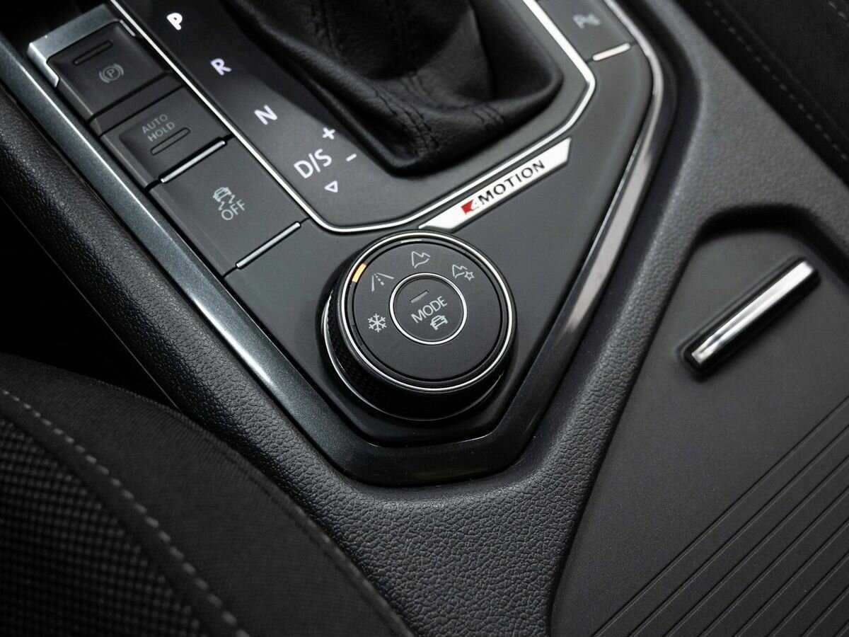 Volkswagen Tiguan 2017 года с пробегом. Фото: #24
