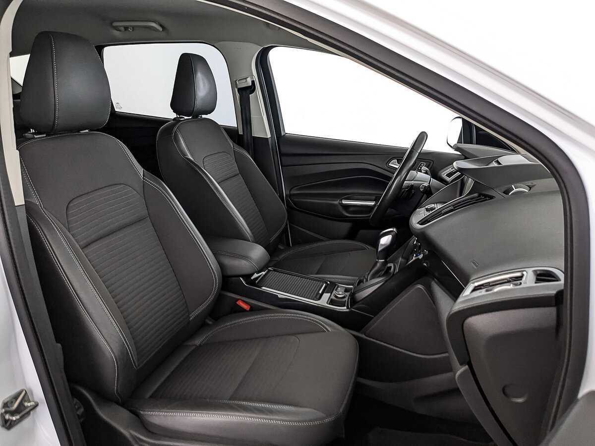 Ford Kuga 2018 года с пробегом. Фото: #23