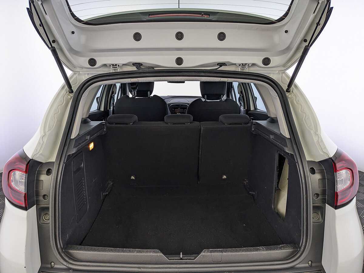 Б/У Рено Каптюр 2018 года. Фото: #9