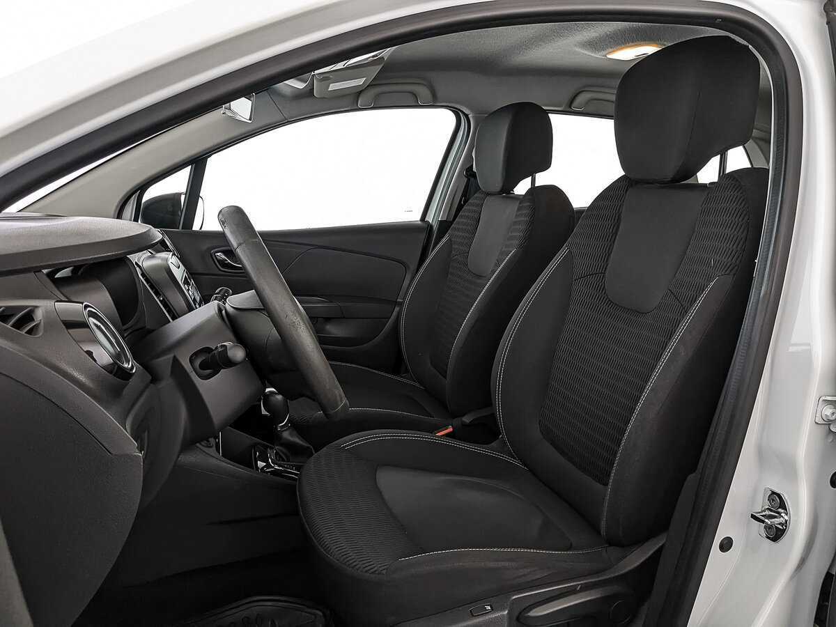 Б/У Рено Каптюр 2018 года. Фото: #19