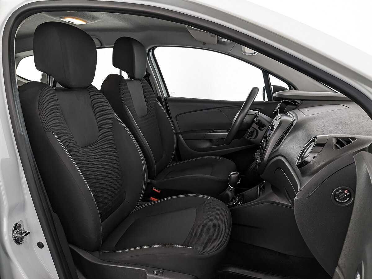 Б/У Рено Каптюр 2018 года. Фото: #22