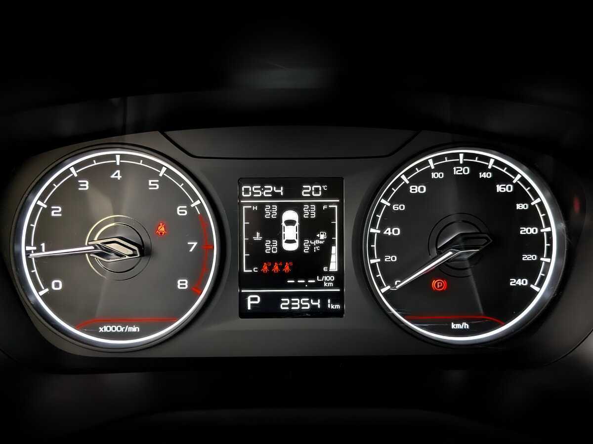 Б/У Джили Эмгранд 2023 года. Фото: #12