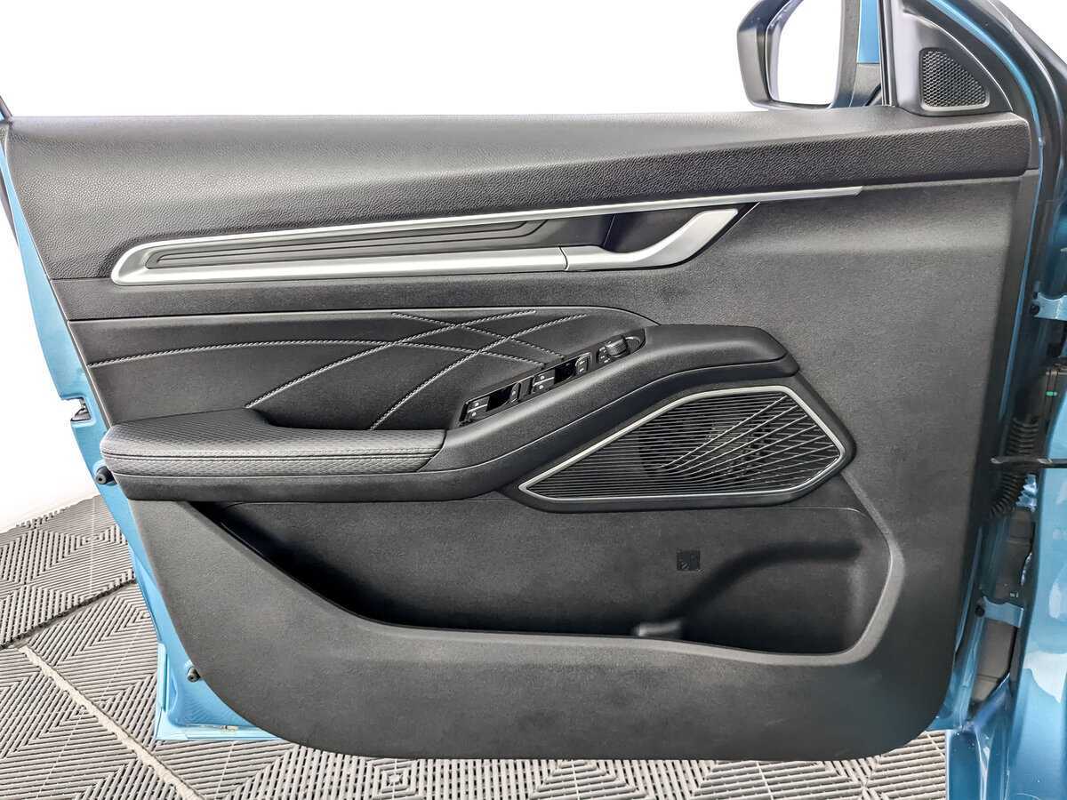 Б/У Джили Эмгранд 2023 года. Фото: #16