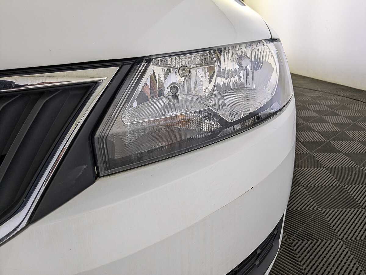 Б/У Шкода Рапид 2019 года. Фото: #9