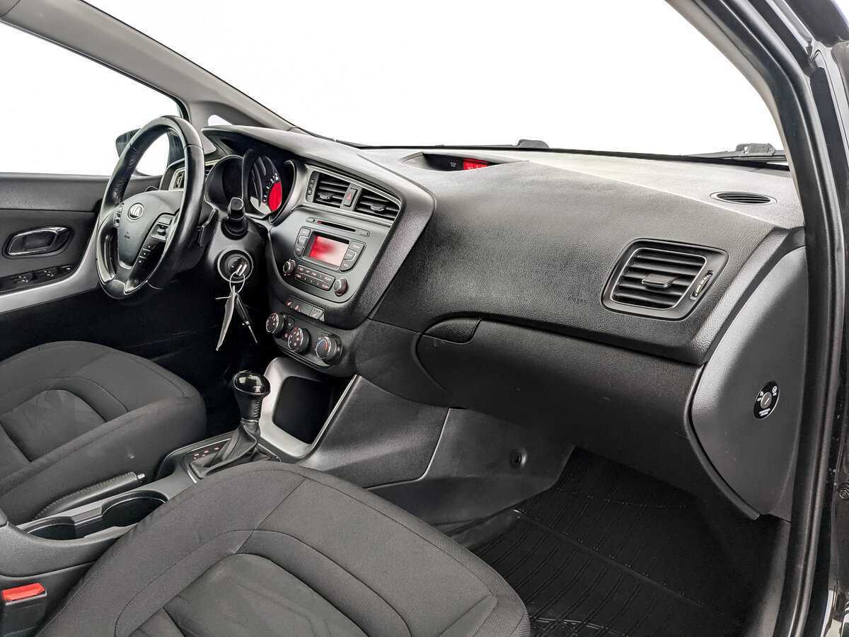 Б/У Киа Сид 2017 года. Фото: #12