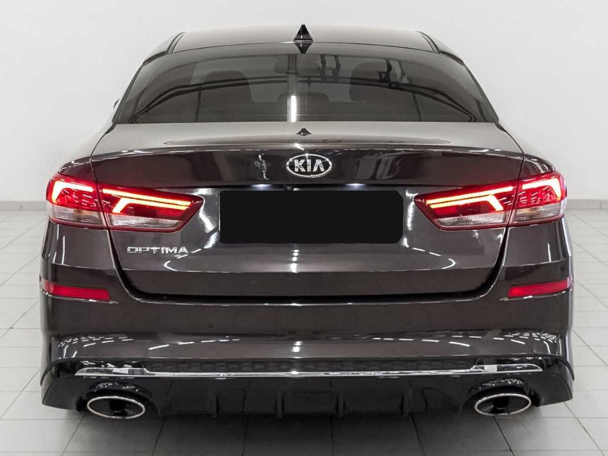 Kia Optima 2018 года с пробегом. Фото: #5