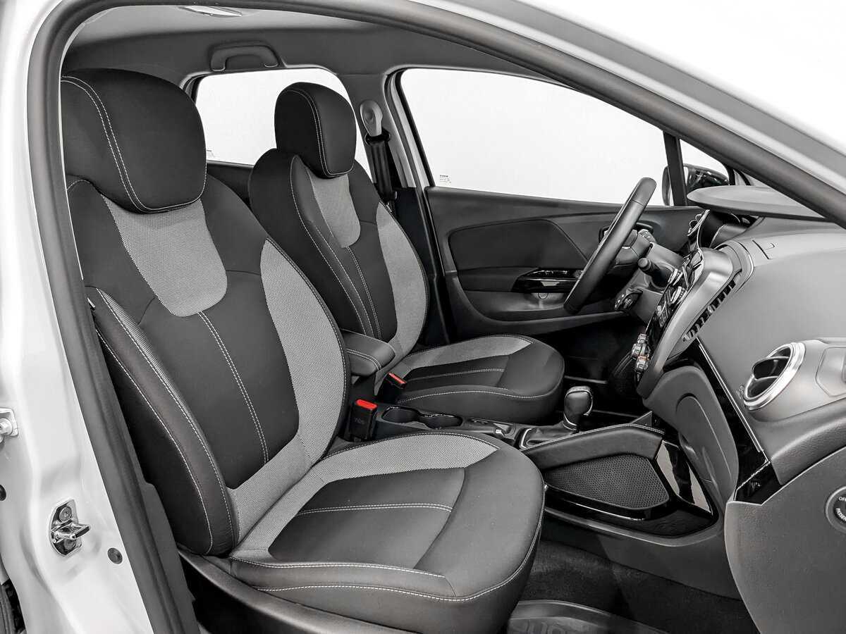 Б/У Рено Каптюр 2021 года. Фото: #22