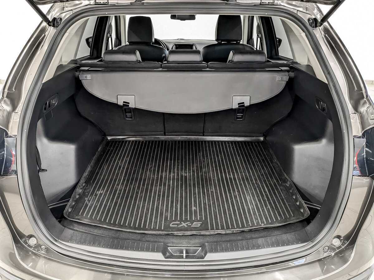 Б/У Мазда Ц-Икс-5 2016 года. Фото: #9