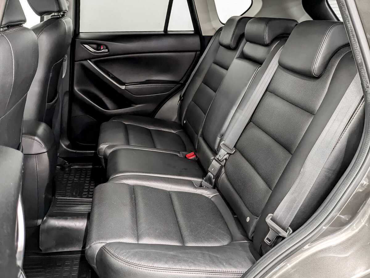 Б/У Мазда Ц-Икс-5 2016 года. Фото: #11