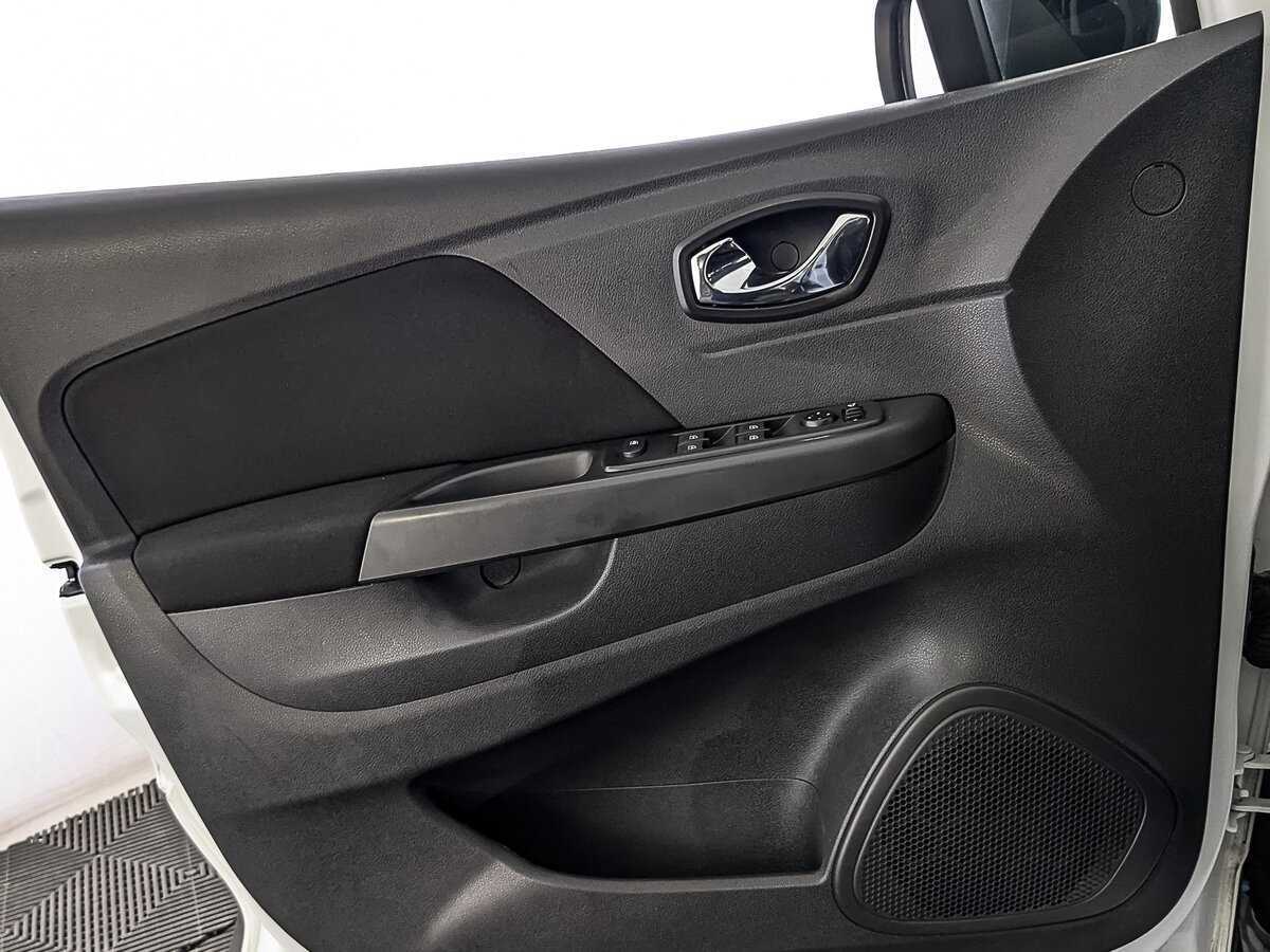 Б/У Рено Каптюр 2019 года. Фото: #16