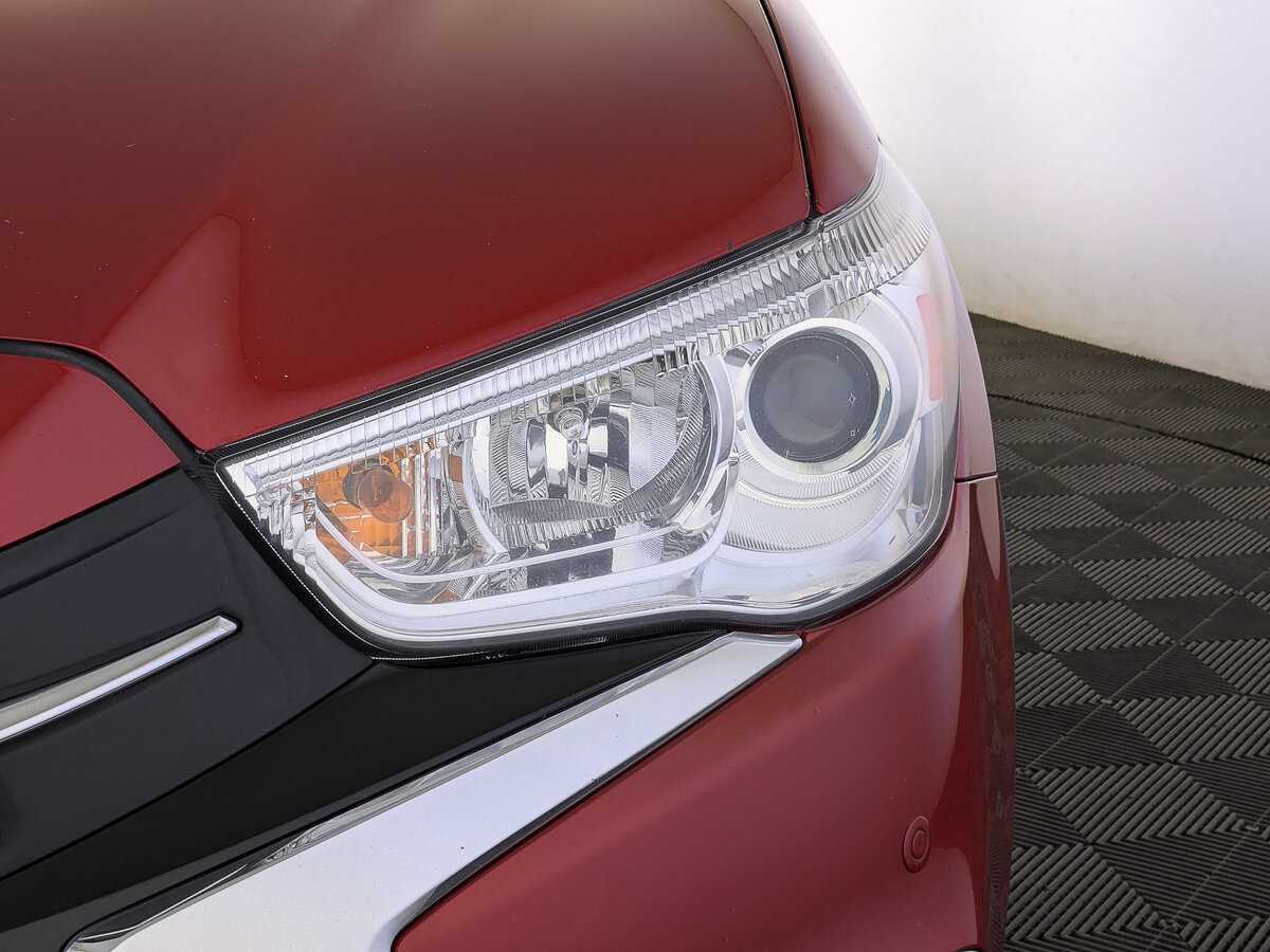 Б/У Митсубиши АС-Икс 2018 года. Фото: #10