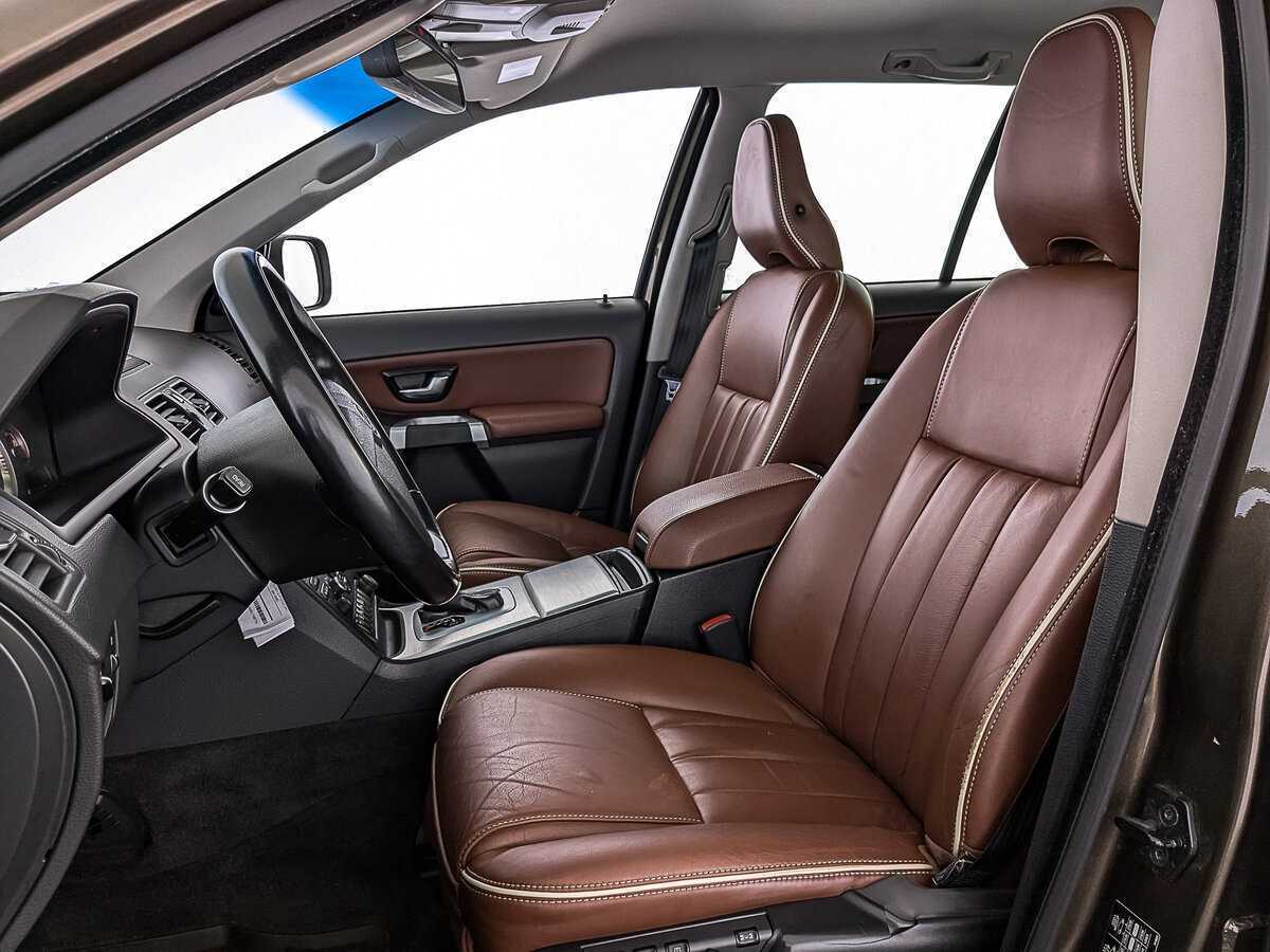 Б/У Вольво ИксЦ90 2014 года. Фото: #19