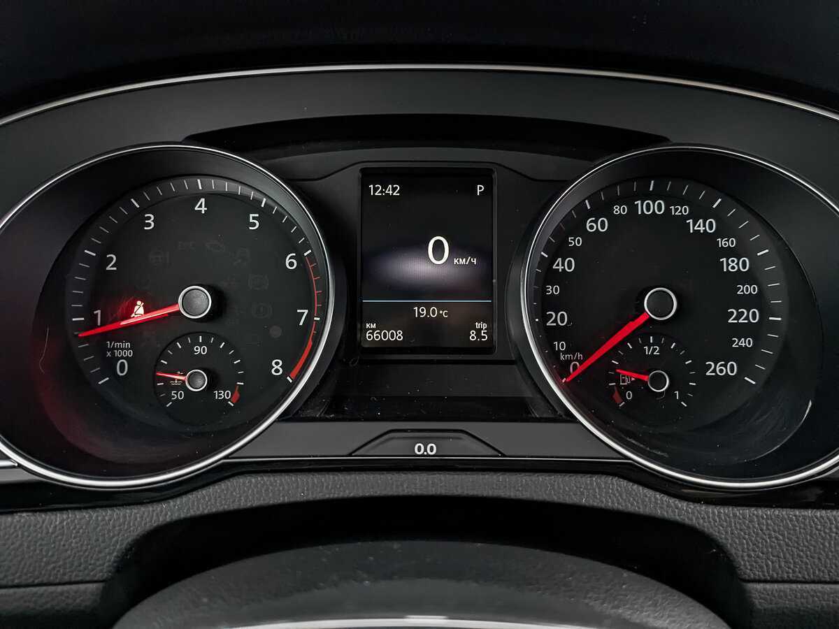 Volkswagen Passat 2019 года с пробегом. Фото: #15