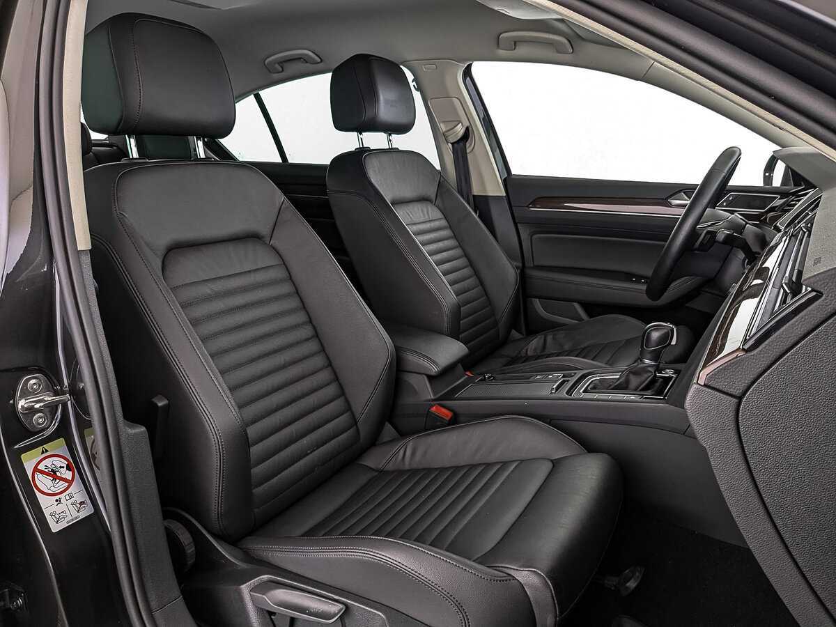 Volkswagen Passat 2019 года с пробегом. Фото: #23