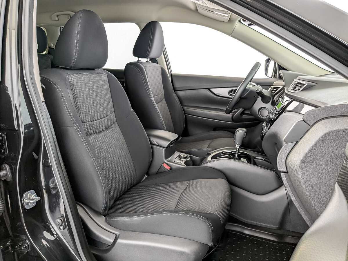 Б/У Ниссан Икс-Трейл 2018 года. Фото: #20