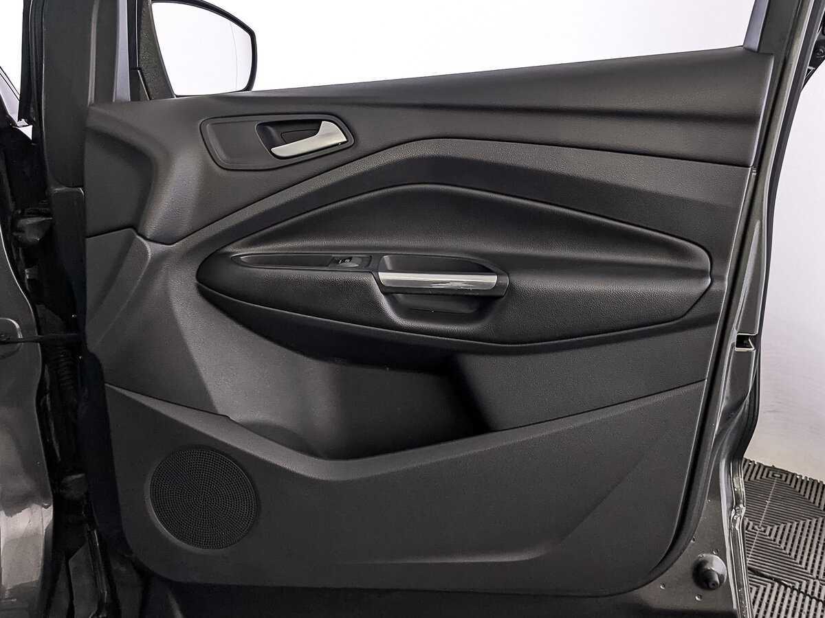 Б/У Форд Куга 2018 года. Фото: #23