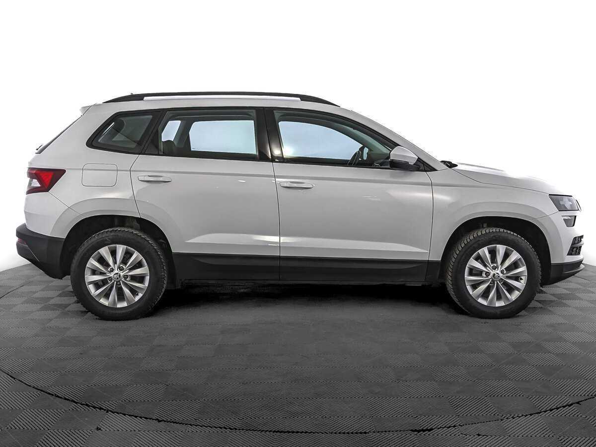 Б/У Шкода Карок 2021 года. Фото: #3