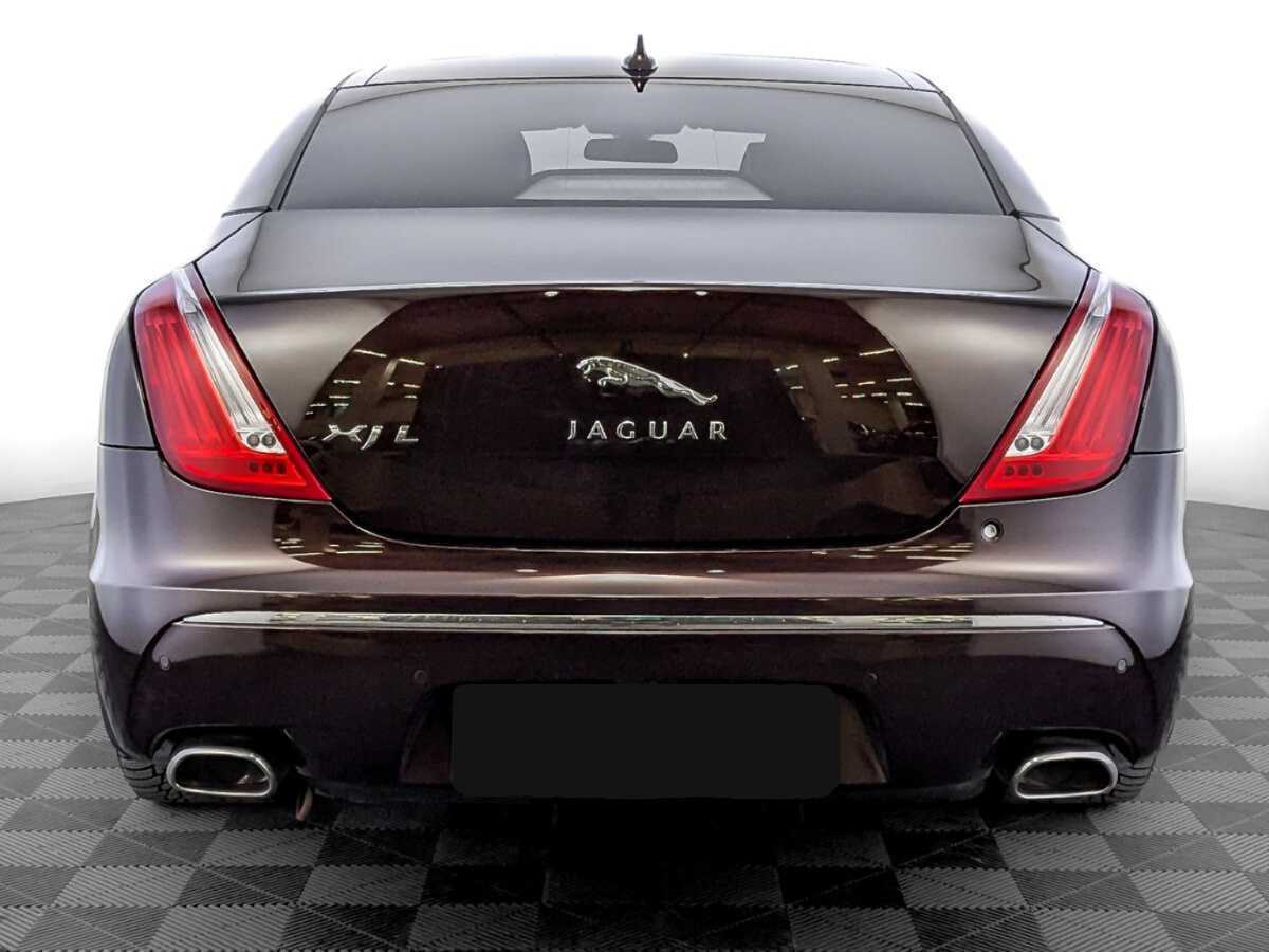 Jaguar XJ 2012 года с пробегом. Фото: #5