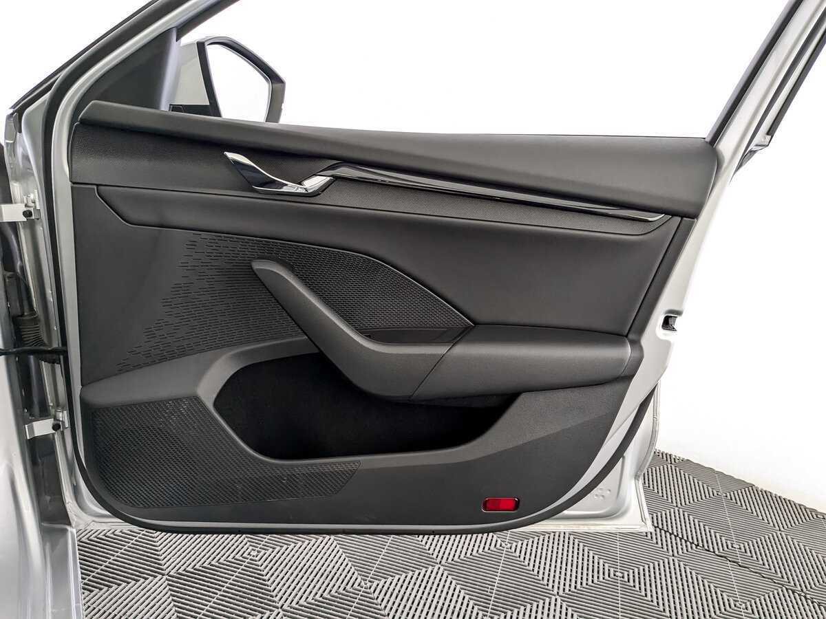 Б/У Шкода Октавия 2021 года. Фото: #23