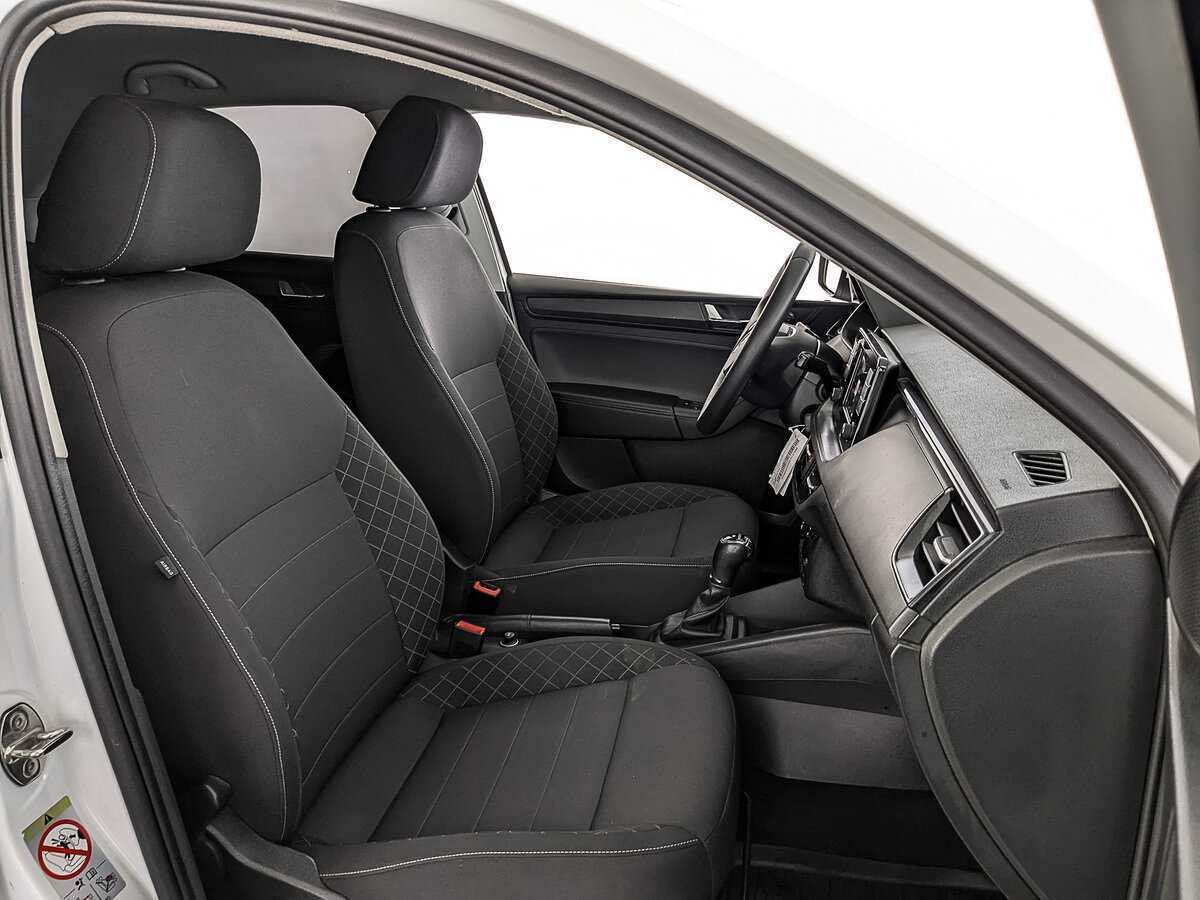 Б/У Шкода Рапид 2020 года. Фото: #21