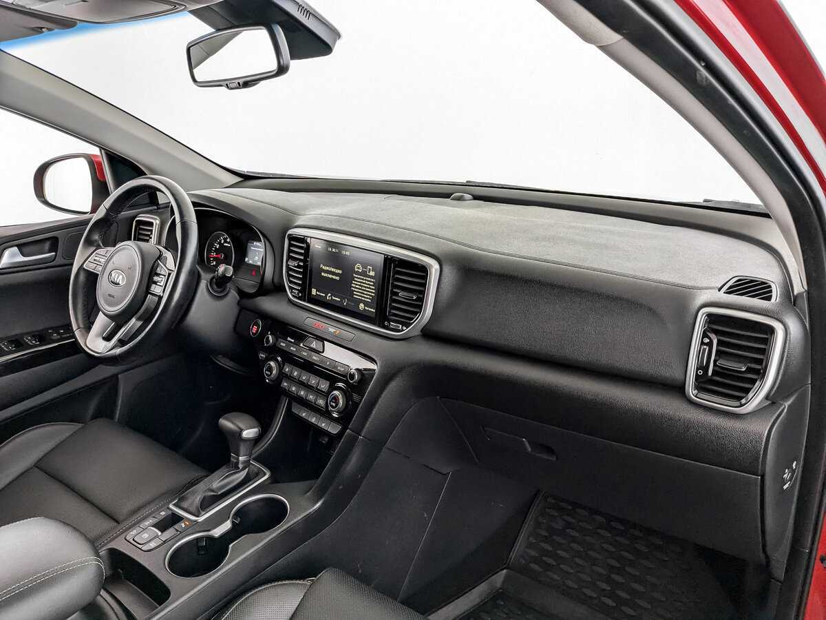 Б/У Киа Спортейдж 2021 года. Фото: #10